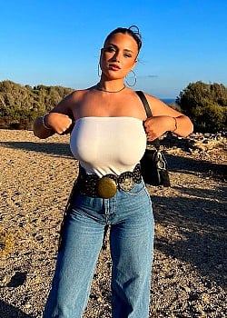 Mae Garcia